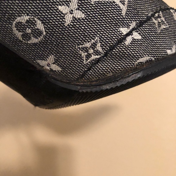 Louis Vuitton heels - Picture 4 of 7